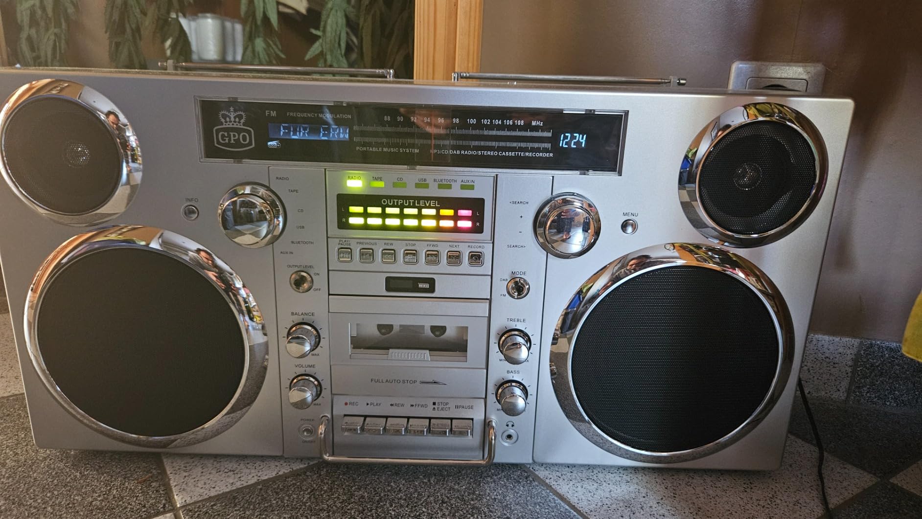 Gute Boombox mit kleinen Macken